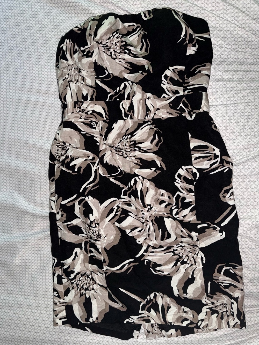 Black and White and Tan Banana Republic Floral linen Strapless Dress size 10